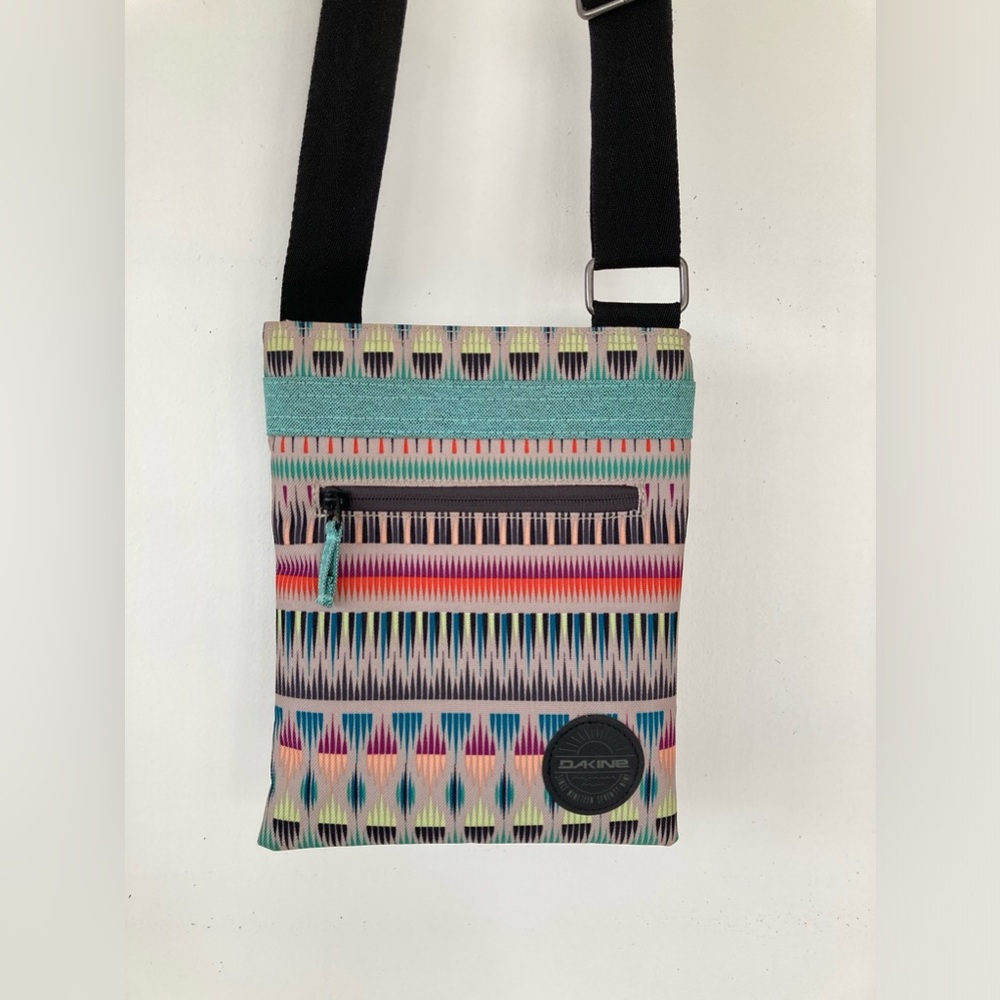Dakine Aztec Crossbody Bag Handbag Nylon Boho Navajo Western Colorful Mexican